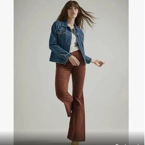 Women's Wrangler® Corduroy High Rise Fierce Flare Jean Saddle Tall NWT